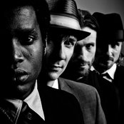 Vintage Trouble - List pictures