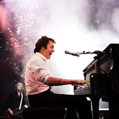 Paul Mccartney - List pictures