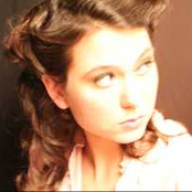 Brandi Disterheft - List pictures