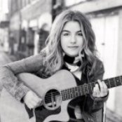 Bethany Dillon - List pictures