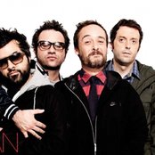 Love Of Lesbian - List pictures