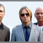 Johnny Hates Jazz - List pictures