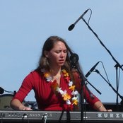 Eden Brent - List pictures