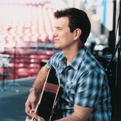 Chris Isaak - List pictures