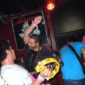 Davila 666 - List pictures