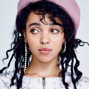 Fka Twigs - List pictures