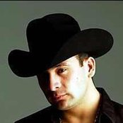 Valentin Elizalde - List pictures