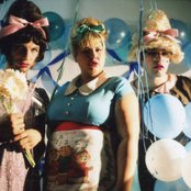 Shannon And The Clams - List pictures