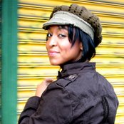 Lisa Shaw - List pictures