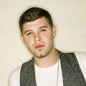 Daniel Merriweather - List pictures