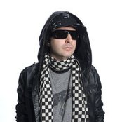 Kevin Rudolf - List pictures