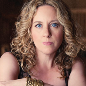 Amy Helm - List pictures