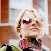 Charlotte Martin - List pictures