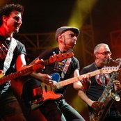 Fito Y Los Fitipaldis - List pictures