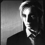 Alex Band - List pictures