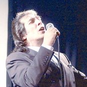 Cacho Castaña - List pictures