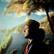 Mo Kolours - List pictures