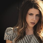 Jillette Johnson - List pictures