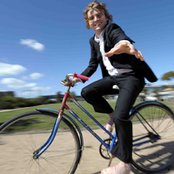 Bob Evans - List pictures