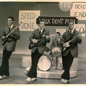 The Ventures - List pictures