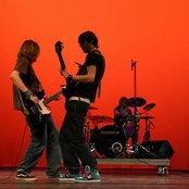 Avery - List pictures