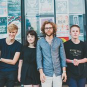 Yumi Zouma - List pictures