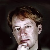 Helium Vola - List pictures