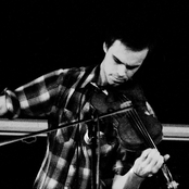 Peter Broderick - List pictures