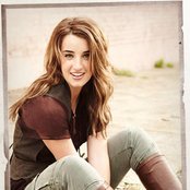 Holly Starr - List pictures