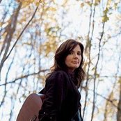 Lori Mckenna - List pictures