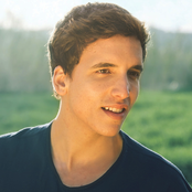 Xuso Jones - List pictures