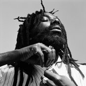 Buju Banton - List pictures