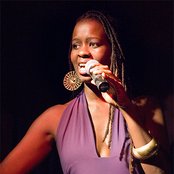 Somi - List pictures