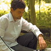 Bonobo - List pictures