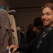 Casey James - List pictures