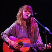 Coco Sumner - List pictures