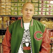 Paragon - List pictures