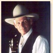 Don Edwards - List pictures