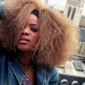 Leela James - List pictures