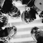 Jagged Edge - List pictures