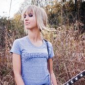 Christine Evans - List pictures