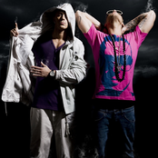 Nik & Jay - List pictures