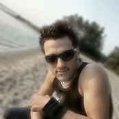 Ummet Ozcan - List pictures