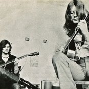 Simon Finn - List pictures