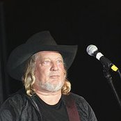 John Anderson - List pictures