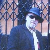 Andrew Liles - List pictures