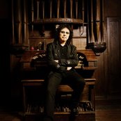 Iommi - List pictures