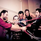 Aaron - List pictures