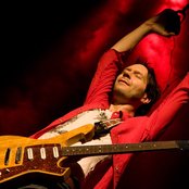 Paul Gilbert - List pictures