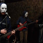 This Town Needs Guns - List pictures